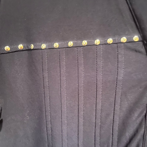 Cocomo Woman 1X Navy Flutter Sleeve Blouse - Picture 6 of 7